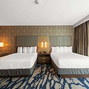 Two-Room Queen Suite Two Queen Beds